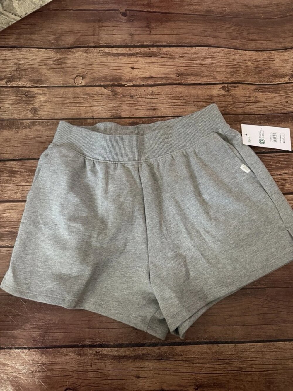 Women’s Athletic Works Basic Gray Athletic Shorts Small 4-6